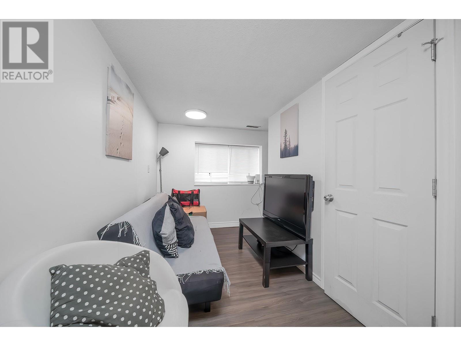 Listing Picture 20 of 38 : 1150 E 21ST AVENUE, Vancouver / 溫哥華 - 魯藝地產 Yvonne Lu Group - MLS Medallion Club Member