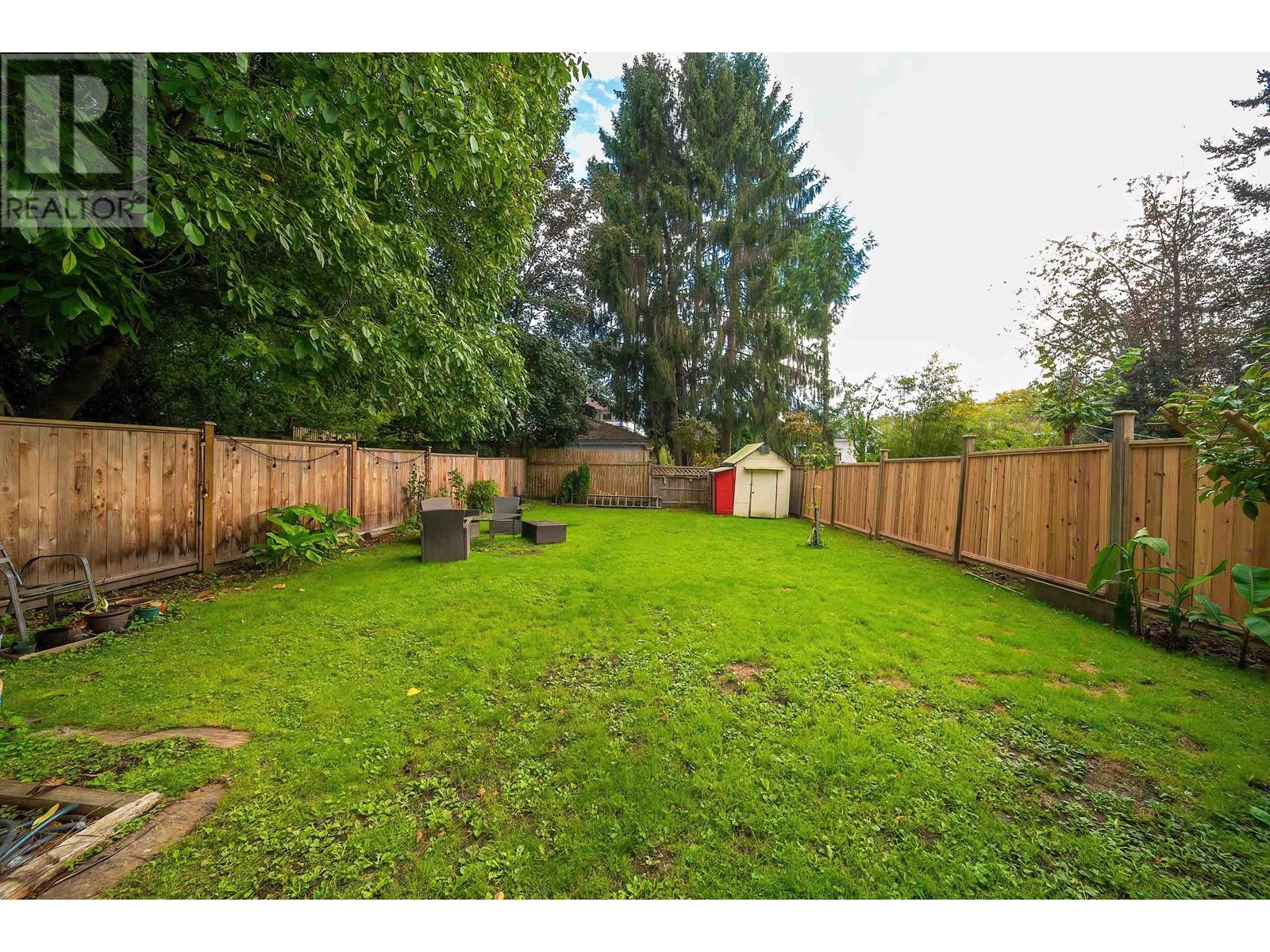 Listing Picture 35 of 38 : 1150 E 21ST AVENUE, Vancouver / 溫哥華 - 魯藝地產 Yvonne Lu Group - MLS Medallion Club Member