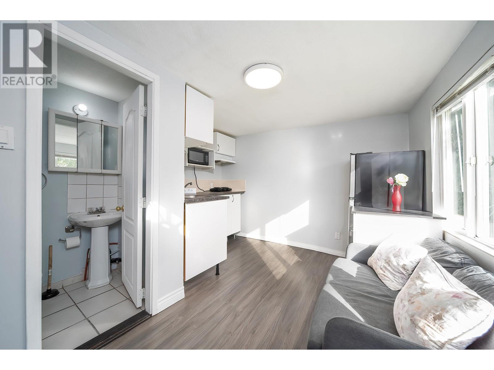 Listing Picture 13 of 38 : 1150 E 21ST AVENUE, Vancouver / 溫哥華 - 魯藝地產 Yvonne Lu Group - MLS Medallion Club Member