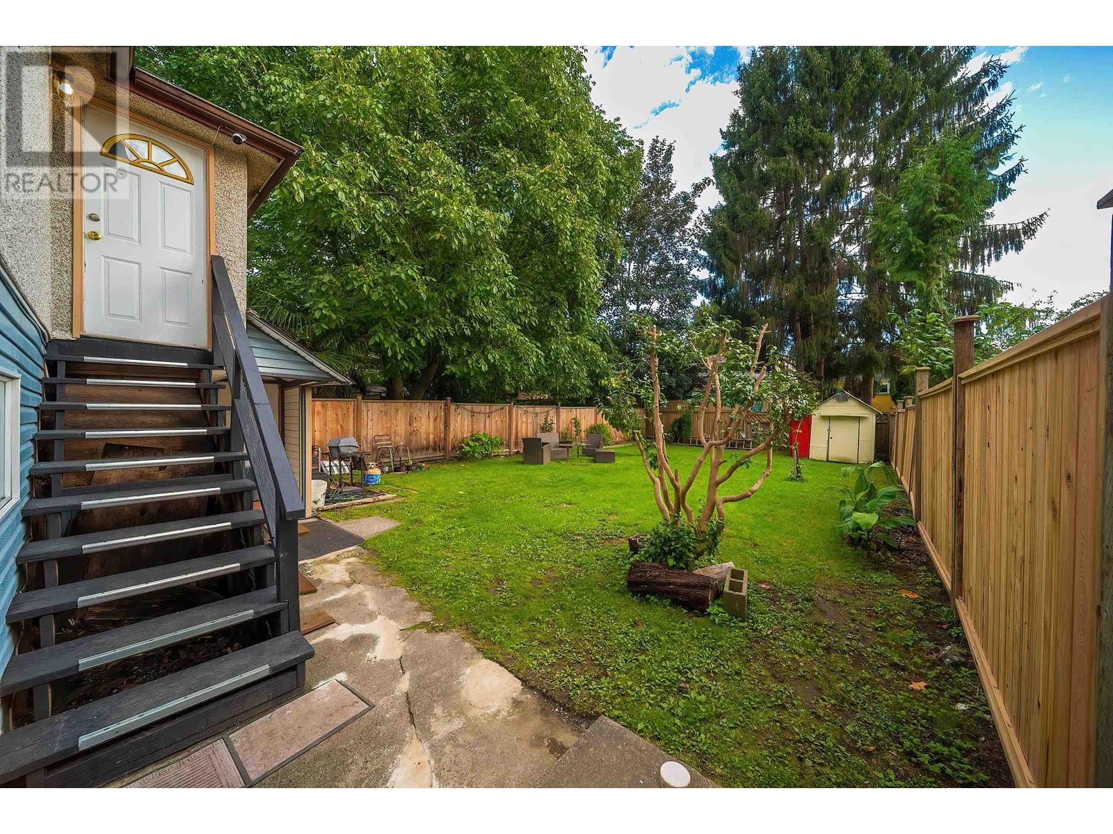 Listing Picture 36 of 38 : 1150 E 21ST AVENUE, Vancouver / 溫哥華 - 魯藝地產 Yvonne Lu Group - MLS Medallion Club Member