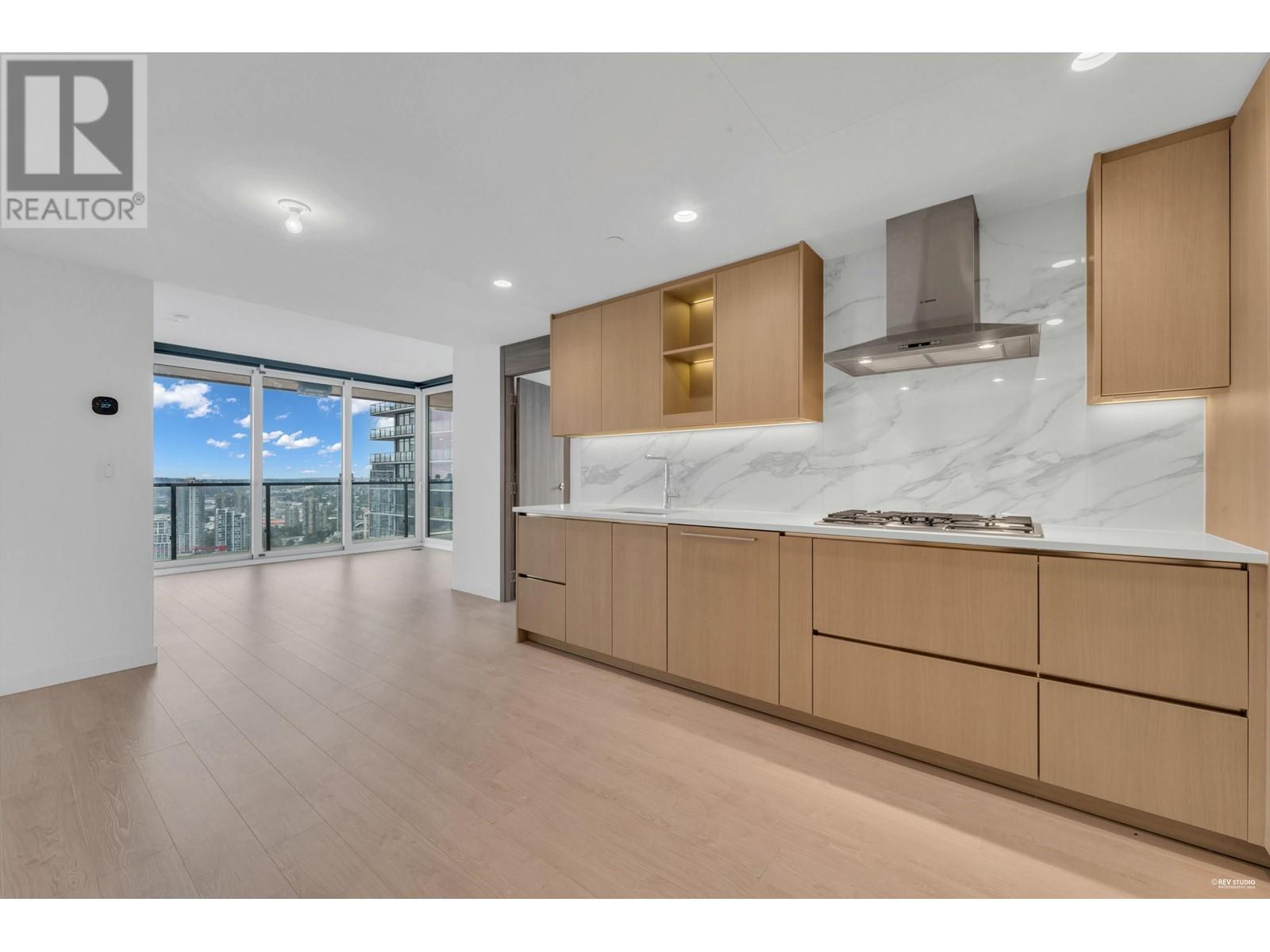 Listing Picture 12 of 40 : 3602 4880 LOUGHEED HIGHWAY, Burnaby / 本拿比 - 魯藝地產 Yvonne Lu Group - MLS Medallion Club Member