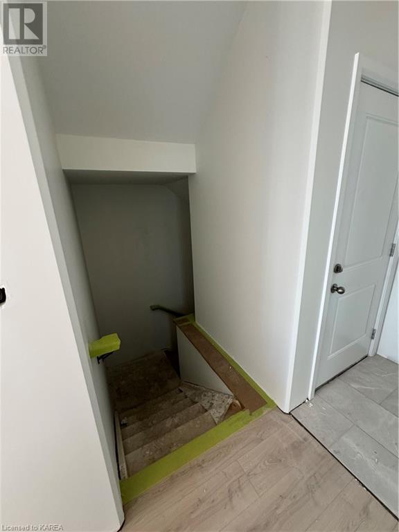 206 Superior Drive, Amherstview, Ontario  K7N 0E5 - Photo 6 - 40661717