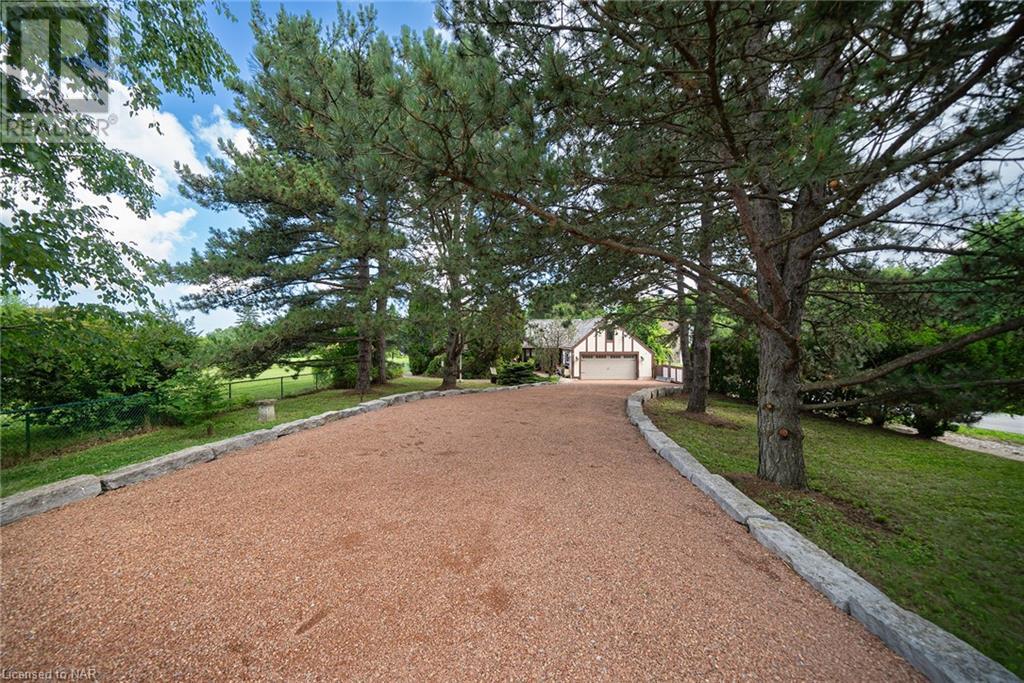 1776 York Road, Niagara-On-The-Lake, Ontario  L0S 0J0 - Photo 2 - 40652877