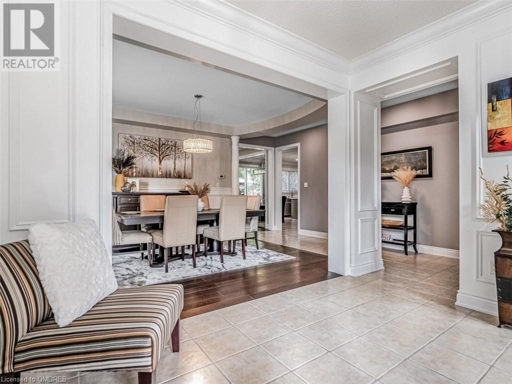 323 McdougallMilton (1033 - Ha Harrison), Ontario  L9T 0N5 - Photo 5 - W10404049