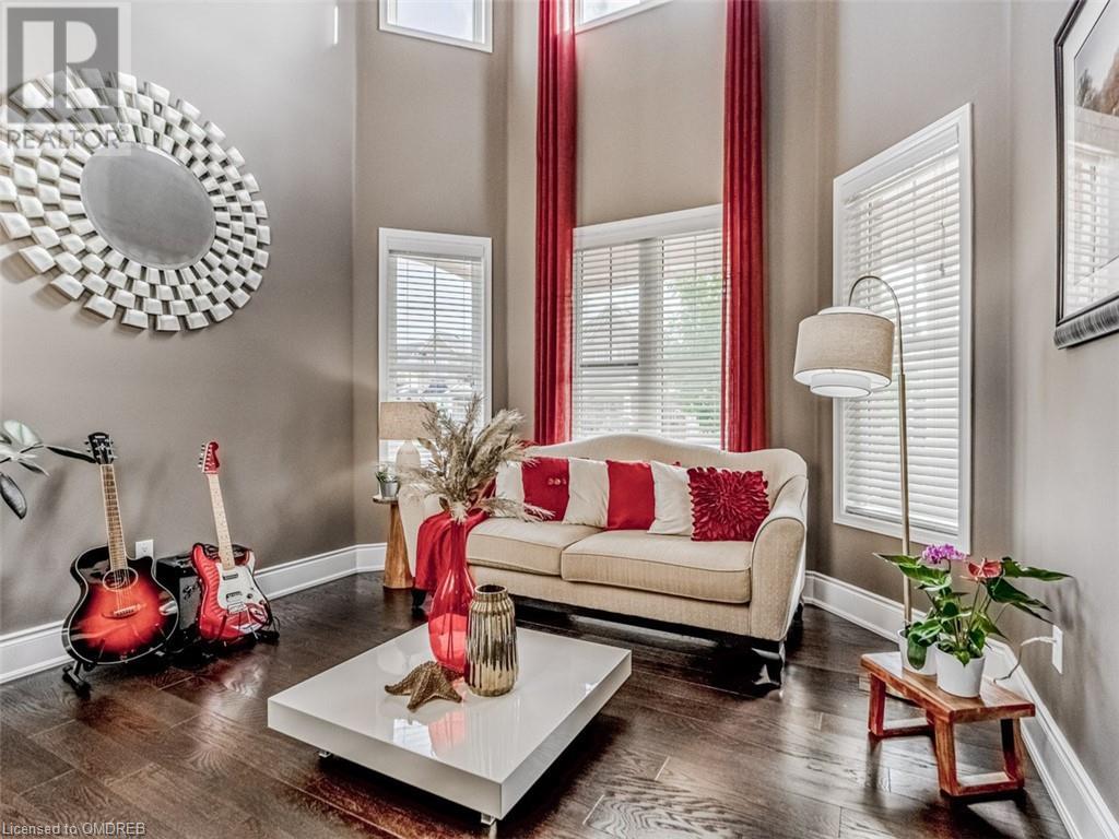 323 McdougallMilton (1033 - Ha Harrison), Ontario  L9T 0N5 - Photo 6 - W10404049