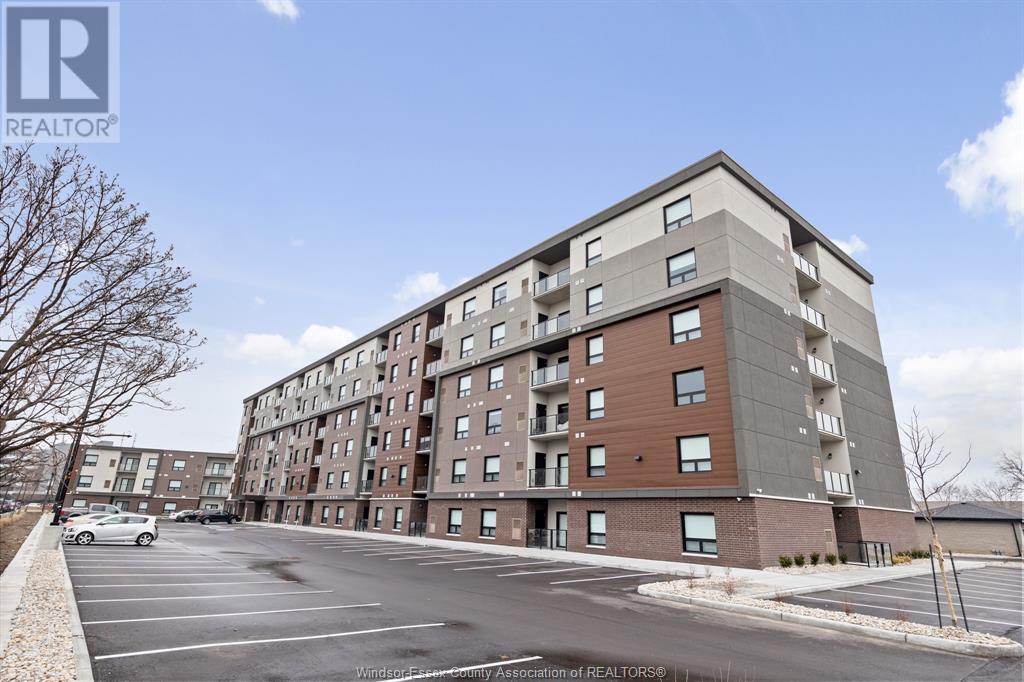 MLS# 24024338: 11870 TECUMSEH ROAD East Unit# 102, Tecumseh, Canada