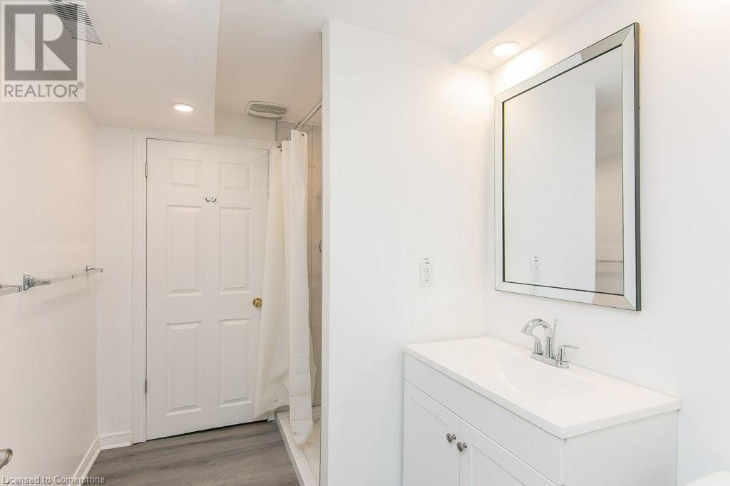 464 Hazel Street, Waterloo, Ontario  N2L 3R1 - Photo 40 - 40629269
