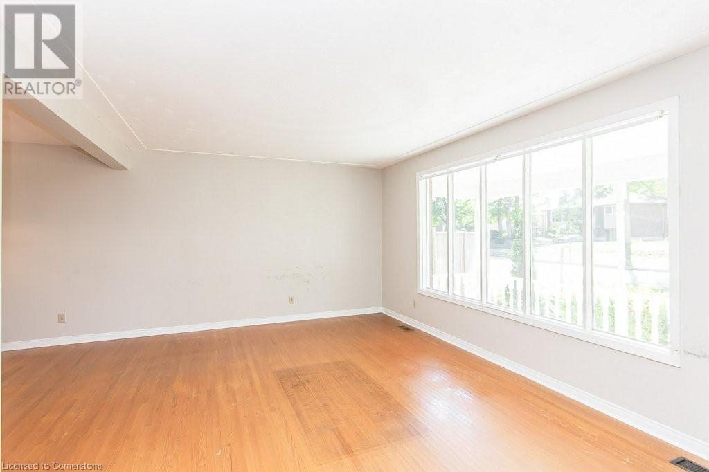 464 Hazel Street, Waterloo, Ontario  N2L 3R1 - Photo 6 - 40629269