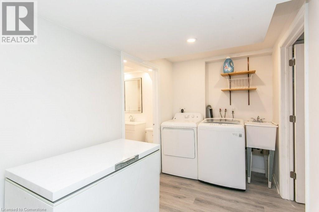 464 Hazel Street, Waterloo, Ontario  N2L 3R1 - Photo 37 - 40629269