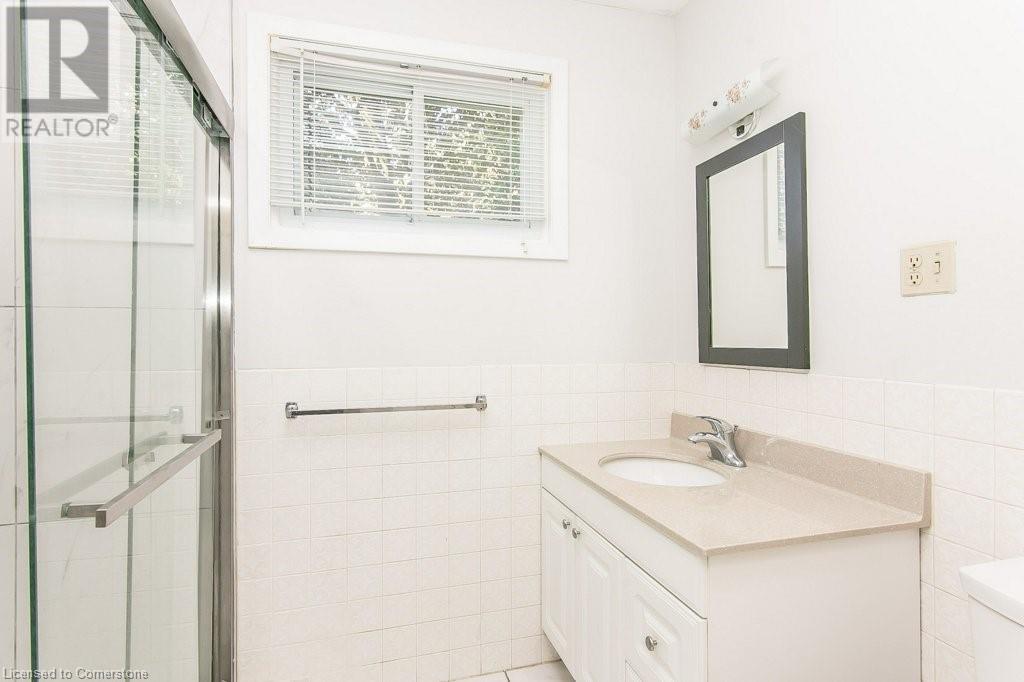 464 Hazel Street, Waterloo, Ontario  N2L 3R1 - Photo 19 - 40629269