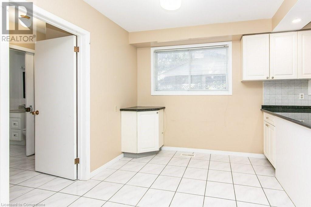 464 Hazel Street, Waterloo, Ontario  N2L 3R1 - Photo 16 - 40629269