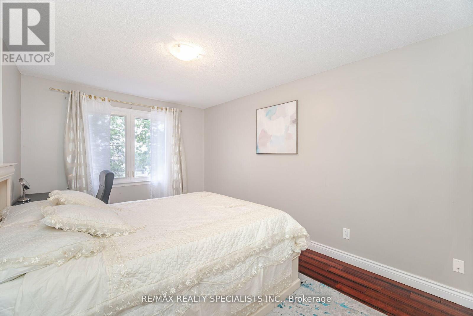 28 Meadow Bush Court, Brampton (Central Park), Ontario  L6S 5B6 - Photo 22 - W9392624