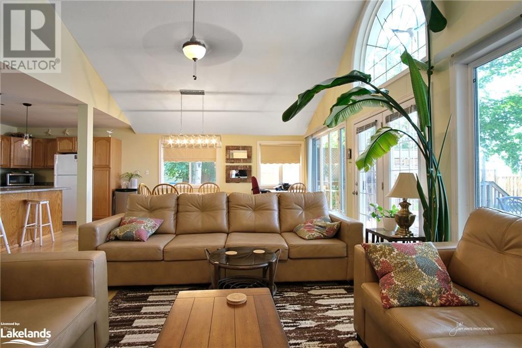 1354 Tiny Beaches Road N, Tiny Twp, Ontario L9M 0H3 - Photo 11 - 40661406