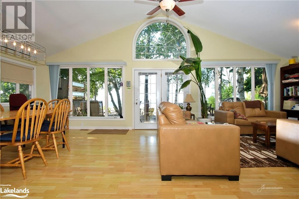 1354 Tiny Beaches Road N, Tiny Twp, Ontario L9M 0H3 - Photo 15 - 40661406