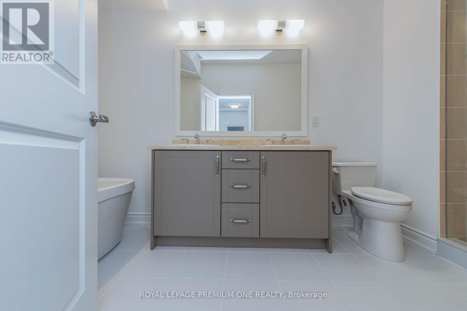 149 - 55 Lunar Crescent, Mississauga, Ontario  L5M 2R2 - Photo 23 - W9388160