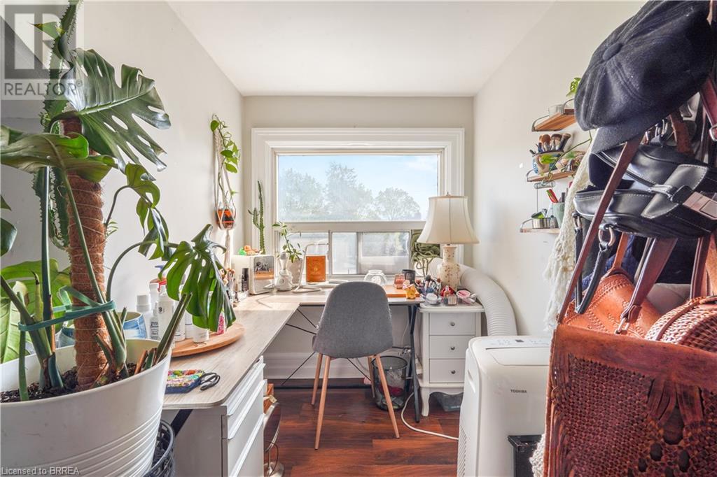 162 Chatham Street, Brantford, Ontario  N3S 4G4 - Photo 13 - 40657758