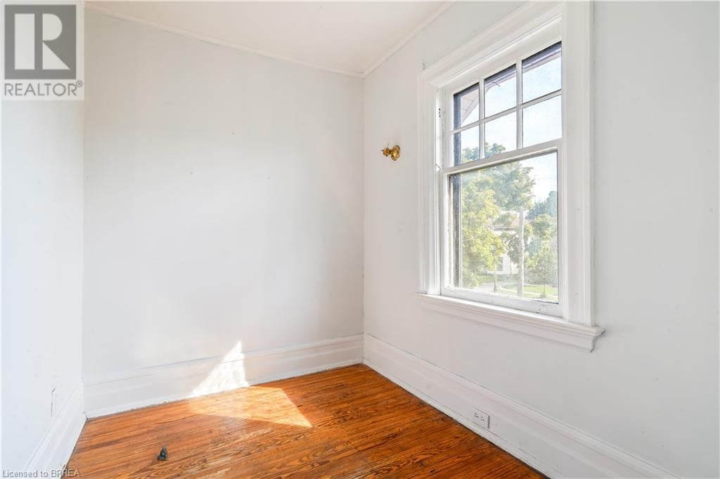 162 Chatham Street, Brantford, Ontario  N3S 4G4 - Photo 30 - 40657758