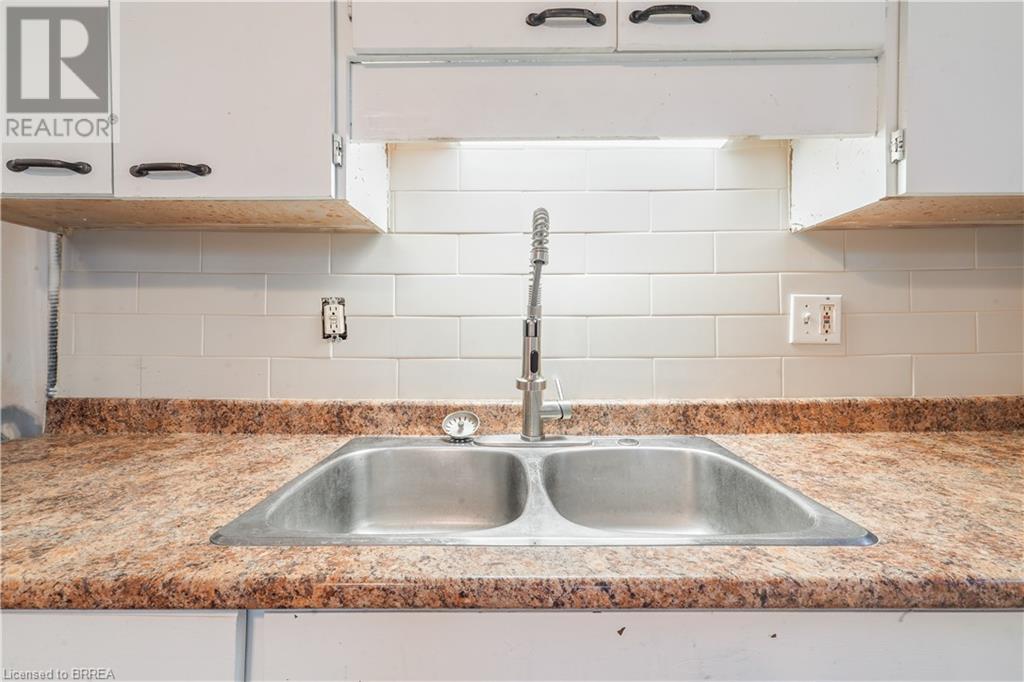 162 Chatham Street, Brantford, Ontario  N3S 4G4 - Photo 37 - 40657758