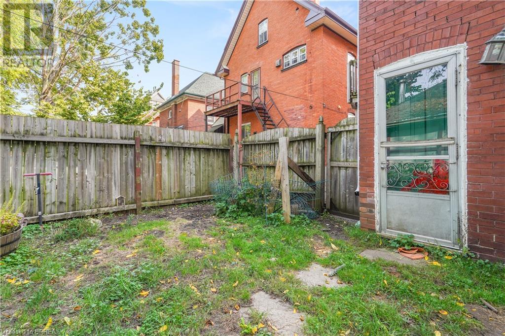 162 Chatham Street, Brantford, Ontario  N3S 4G4 - Photo 43 - 40657758