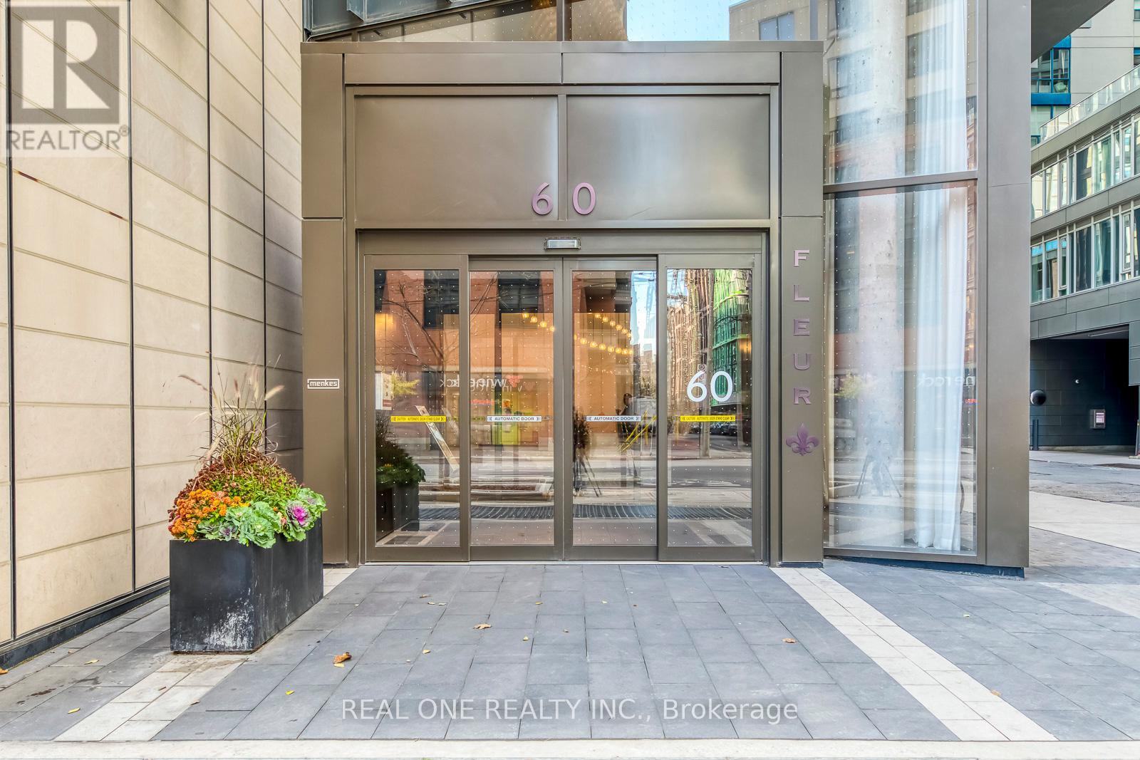 Property at 303 - 60 SHUTER STREET image 2