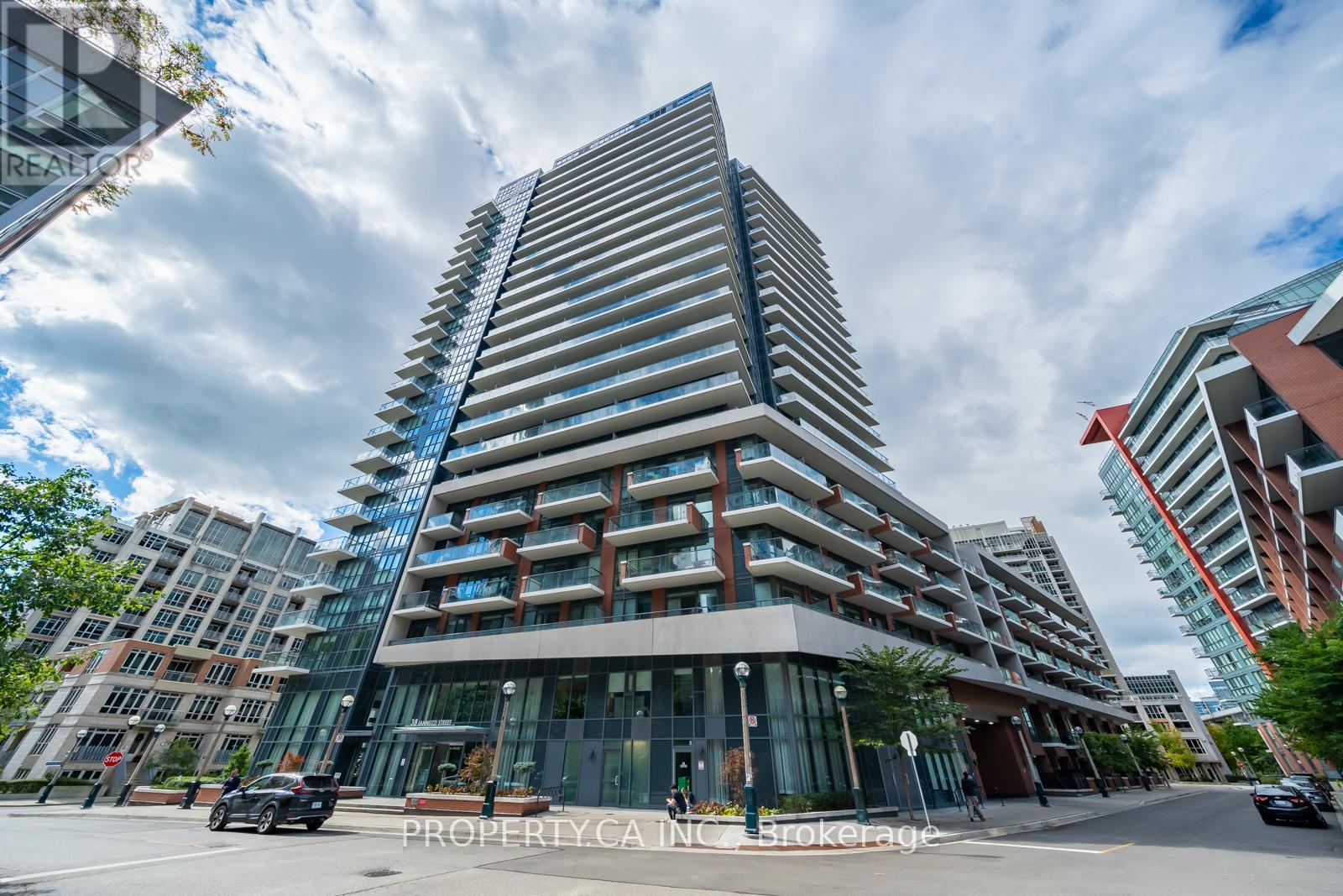 641 - 38 IANNUZZI STREET, Toronto, Ontario