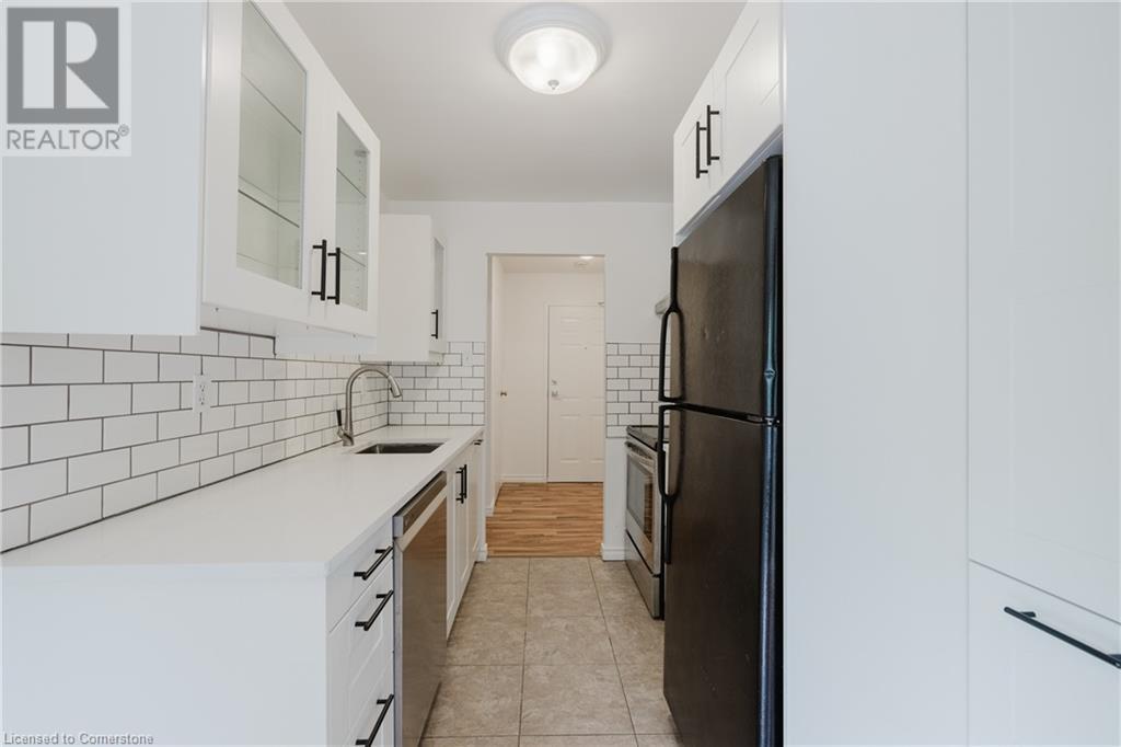 650 Cheapside Street Unit# 207, London, Ontario  N5Y 5J8 - Photo 6 - 40661837