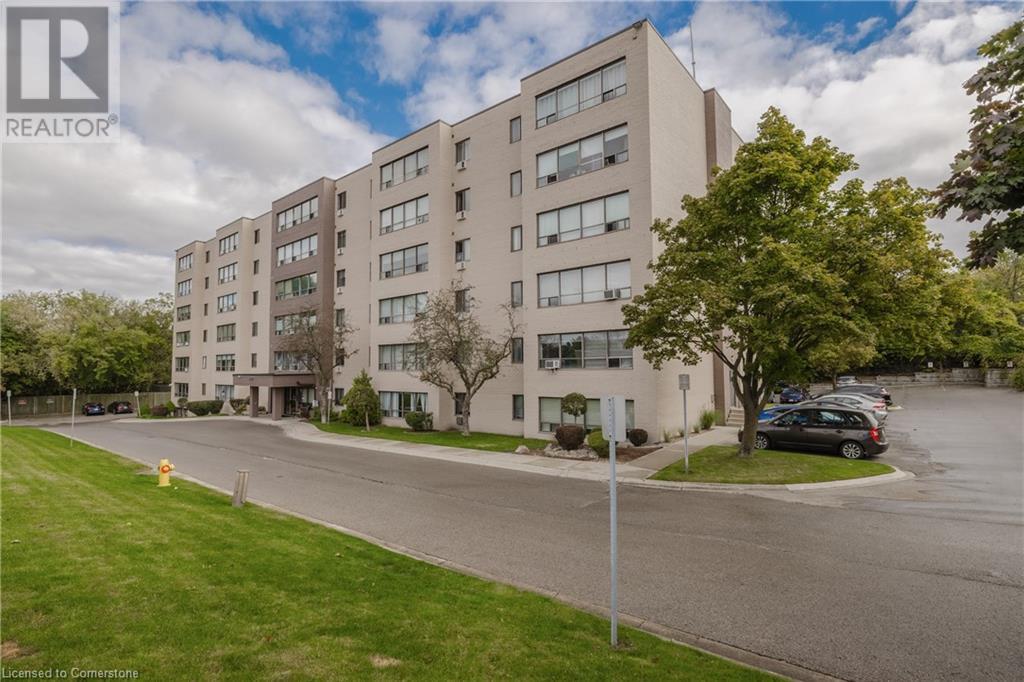 650 Cheapside Street Unit# 207, London, Ontario  N5Y 5J8 - Photo 2 - 40661837