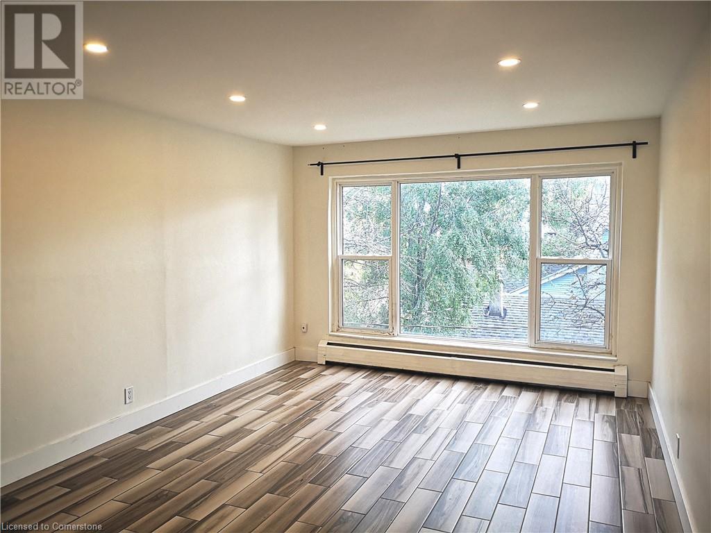 19 Hamilton St Street Unit# 5, St. Thomas, Ontario  N5P 2S7 - Photo 2 - 40662011