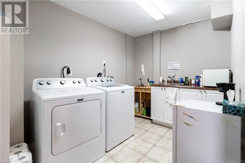 868 King Street W, Hamilton, Ontario  L8S 1K3 - Photo 11 - 40661598