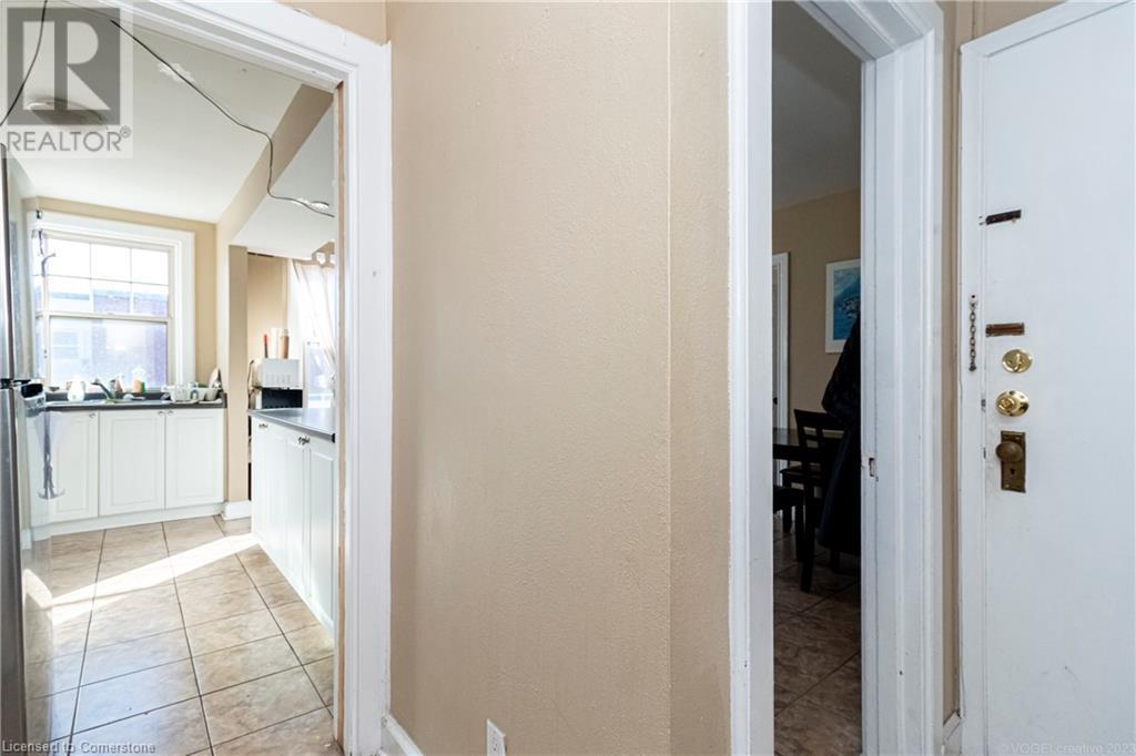 868 King Street W, Hamilton, Ontario  L8S 1K3 - Photo 26 - 40661598