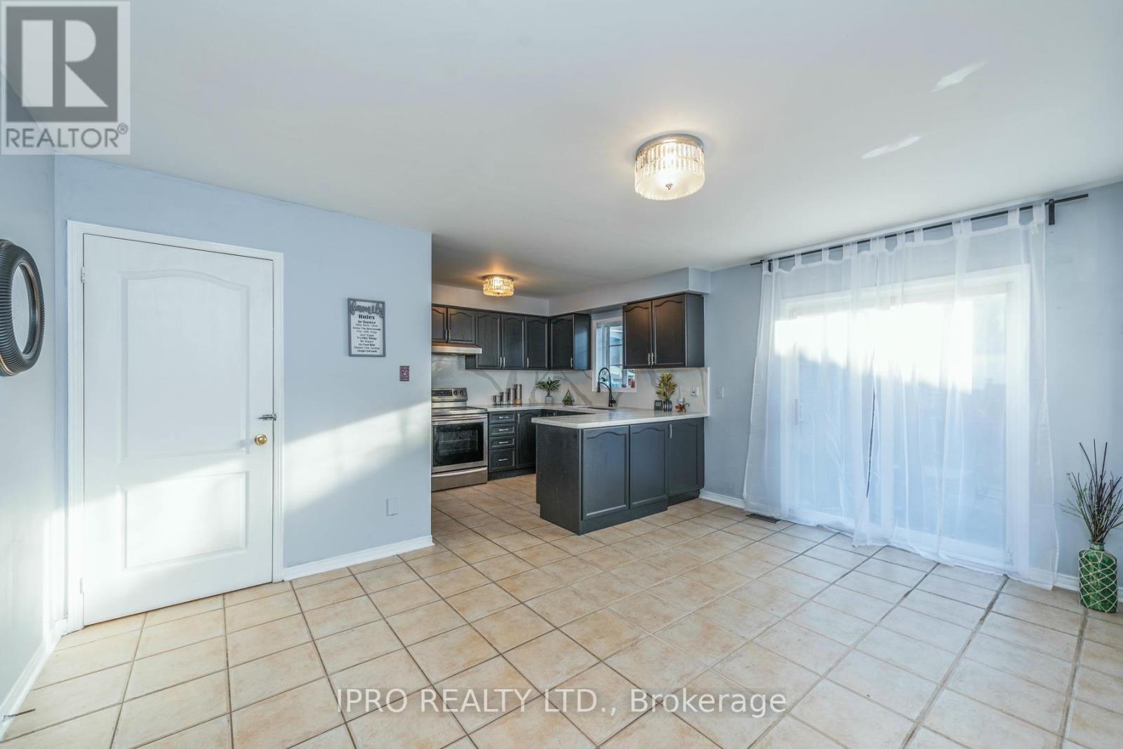 5936 Delle Donne Drive, Mississauga (Churchill Meadows), Ontario  L5M 7A3 - Photo 15 - W9393153