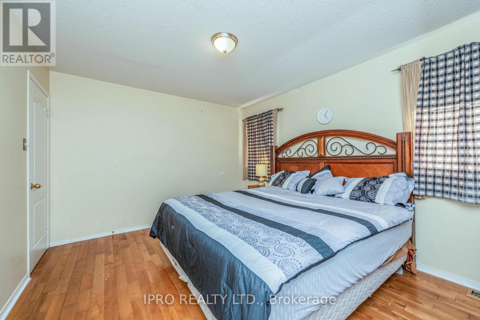 5936 Delle Donne Drive, Mississauga (Churchill Meadows), Ontario  L5M 7A3 - Photo 19 - W9393153