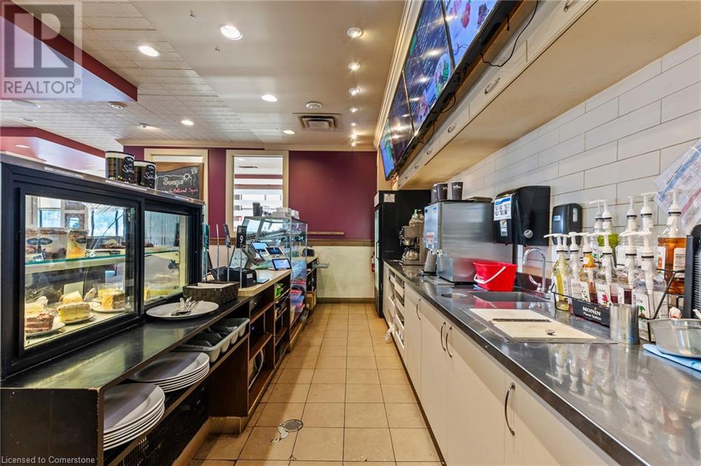 4025 Dorchester Road, Niagara Falls, Ontario  L2E 6N1 - Photo 21 - 40662040