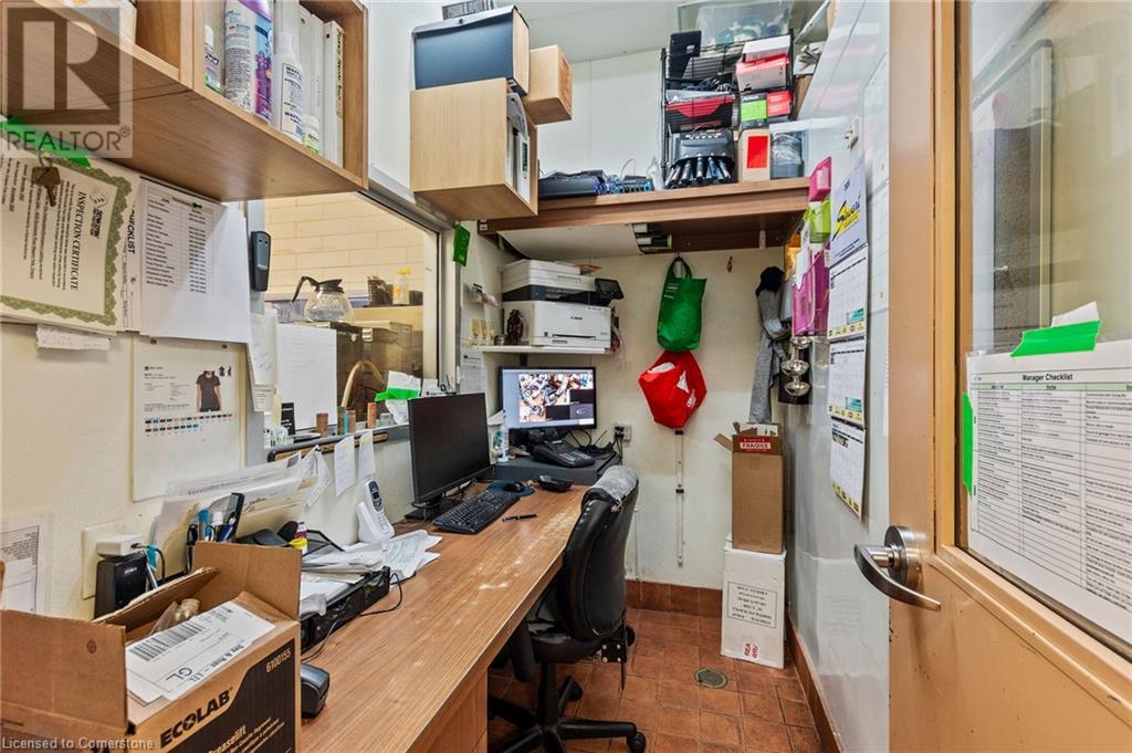 4025 Dorchester Road, Niagara Falls, Ontario  L2E 6N1 - Photo 31 - 40662040