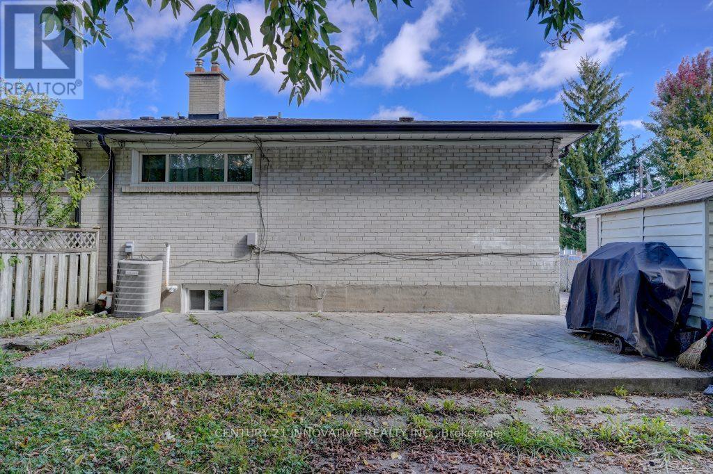 240 Anzac Road, Richmond Hill (Crosby), Ontario  L4C 3G8 - Photo 38 - N9393219