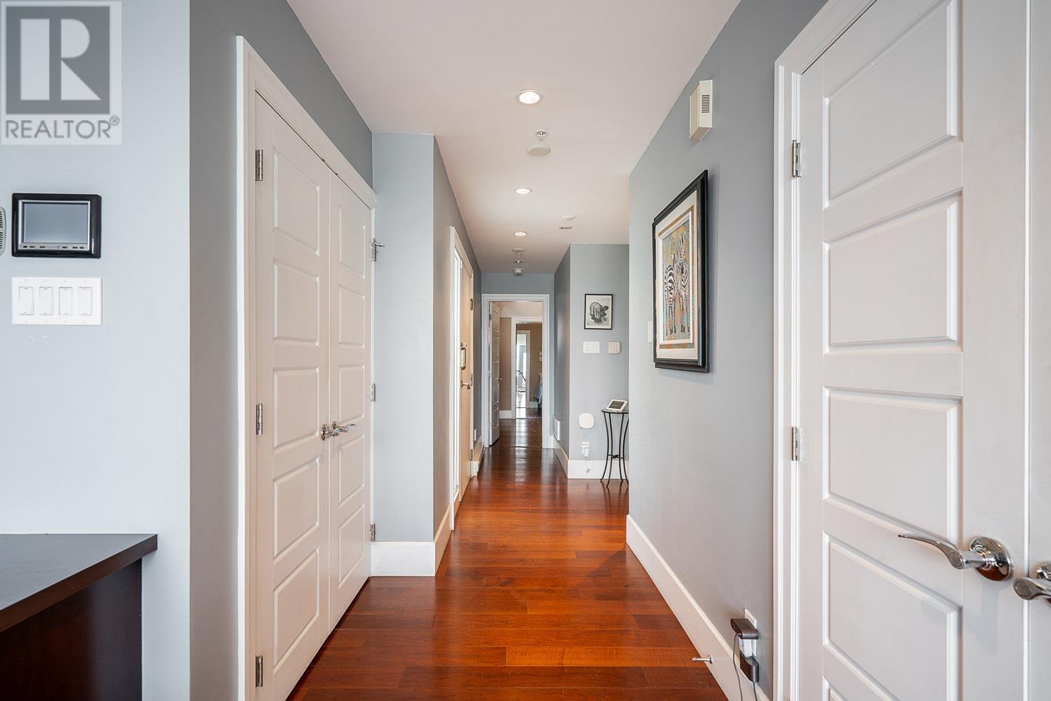 Listing Picture 24 of 37 : PH20 2175 W 3RD AVENUE, Vancouver / 溫哥華 - 魯藝地產 Yvonne Lu Group - MLS Medallion Club Member