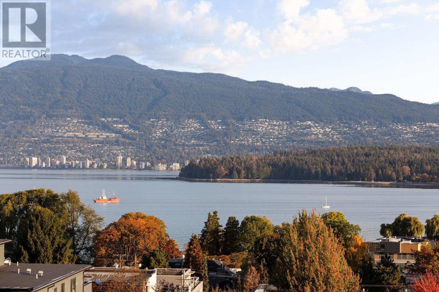 Listing Picture 33 of 37 : PH20 2175 W 3RD AVENUE, Vancouver / 溫哥華 - 魯藝地產 Yvonne Lu Group - MLS Medallion Club Member