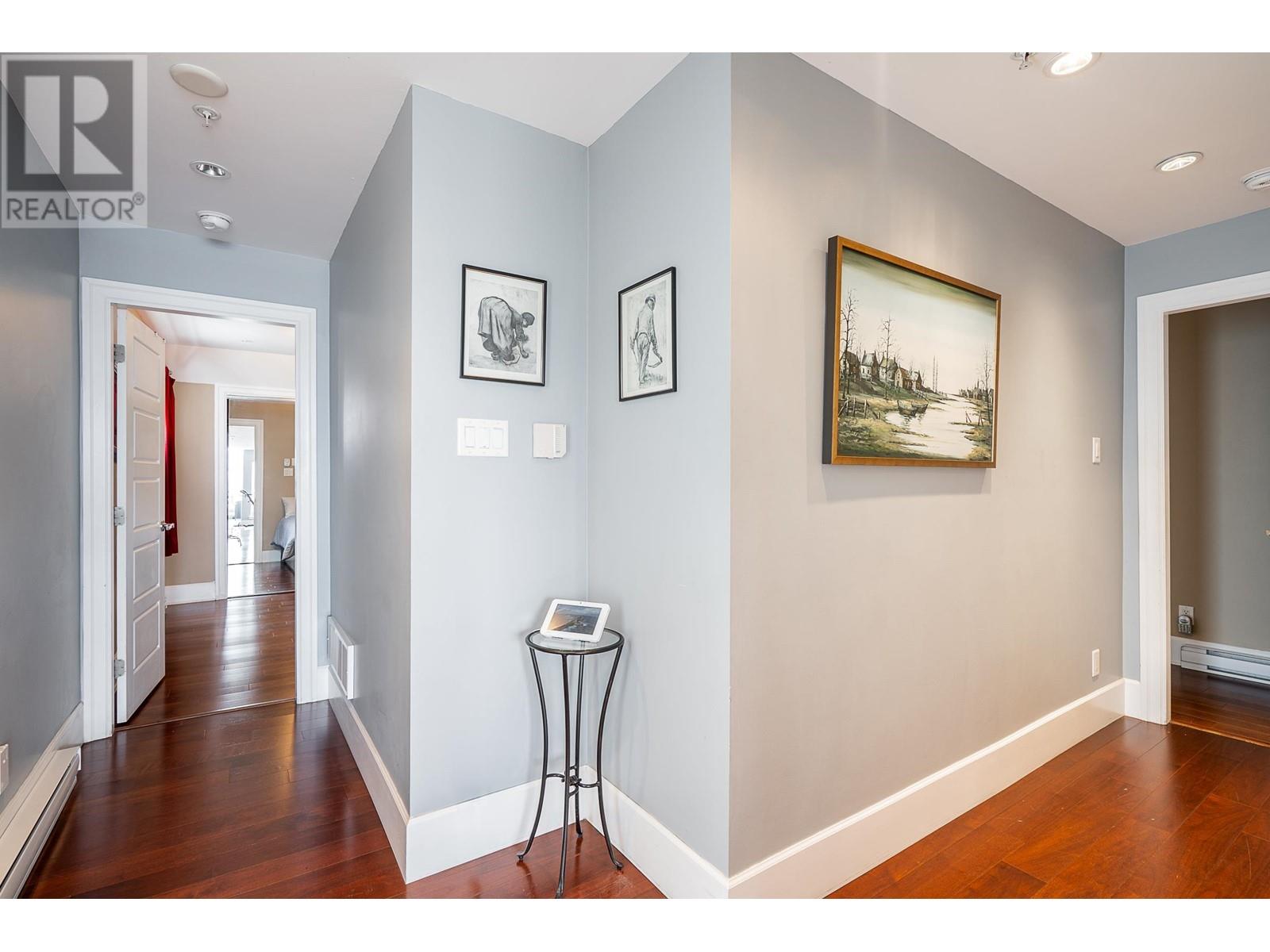 Listing Picture 25 of 37 : PH20 2175 W 3RD AVENUE, Vancouver / 溫哥華 - 魯藝地產 Yvonne Lu Group - MLS Medallion Club Member