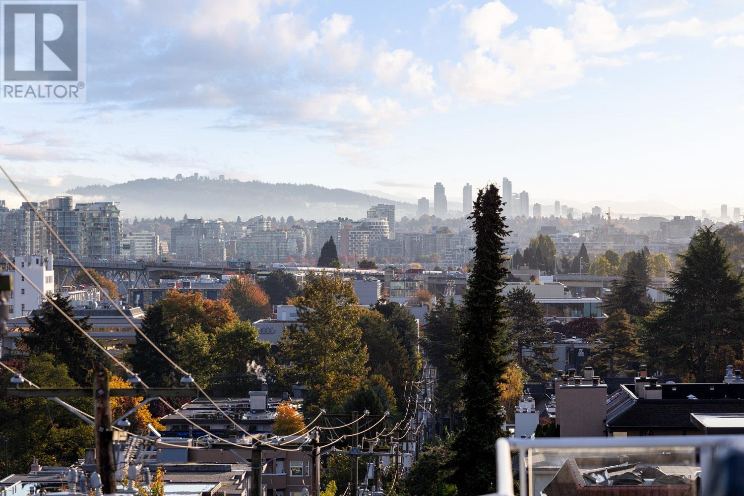 Listing Picture 27 of 37 : PH20 2175 W 3RD AVENUE, Vancouver / 溫哥華 - 魯藝地產 Yvonne Lu Group - MLS Medallion Club Member