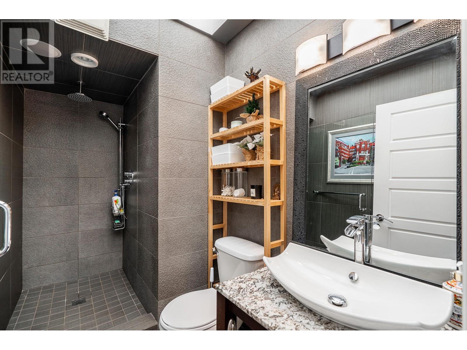 Listing Picture 23 of 37 : PH20 2175 W 3RD AVENUE, Vancouver / 溫哥華 - 魯藝地產 Yvonne Lu Group - MLS Medallion Club Member