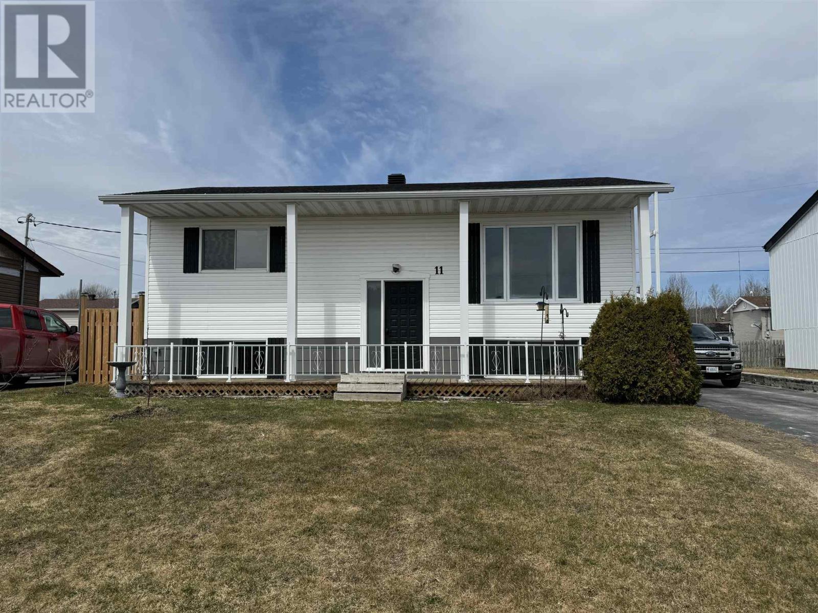 11 Otter Ave, Manitouwadge, Ontario  P0T 2C0 - Photo 44 - TB242321