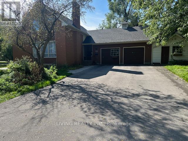 214 Cherryhill Road, Oakville (Bronte West), Ontario  L6L 3E2 - Photo 1 - W9393302