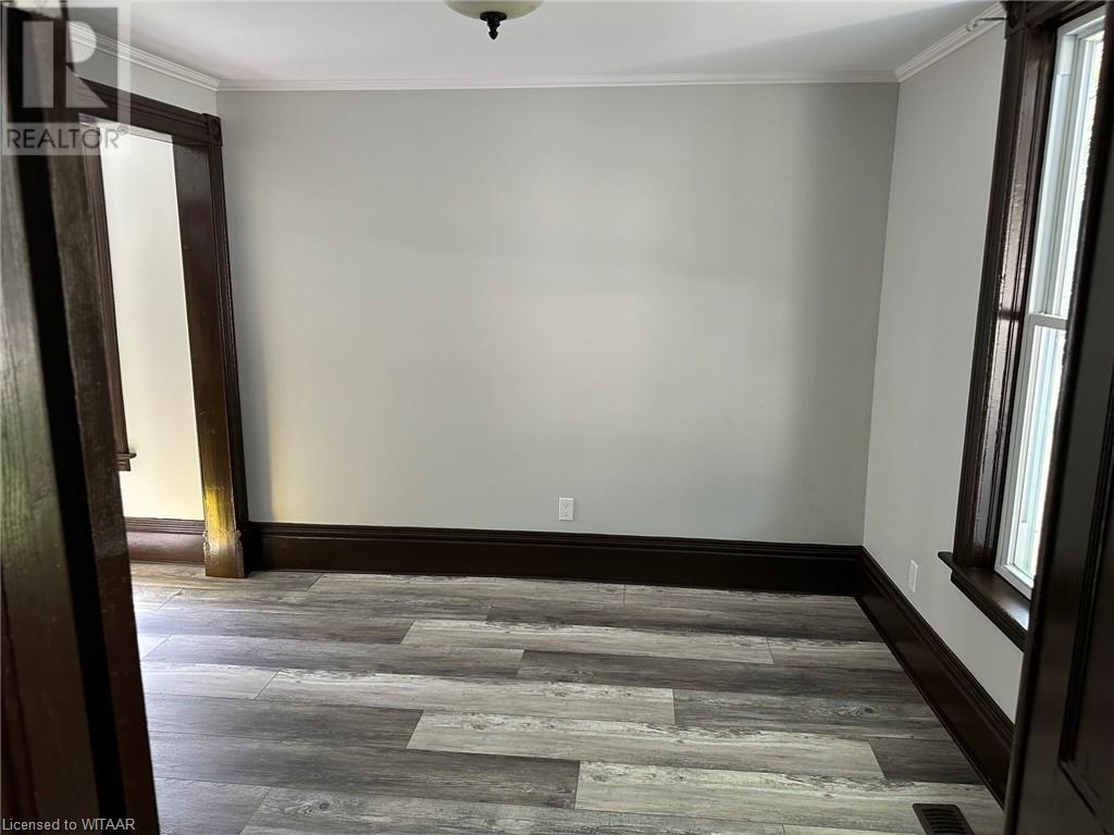 53 London Street W, Tillsonburg, Ontario  N4G 2L4 - Photo 9 - 40635070