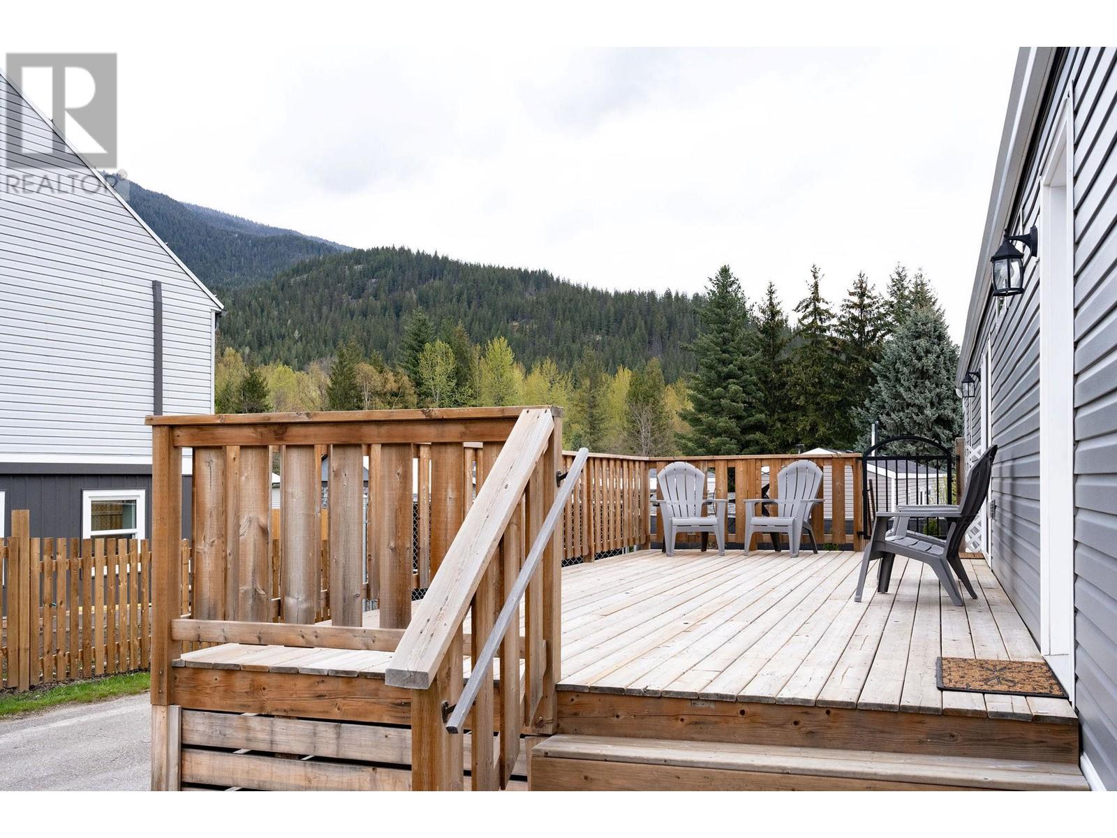 21 Johnson Way, Revelstoke, British Columbia  V0E 2S1 - Photo 18 - 10325977