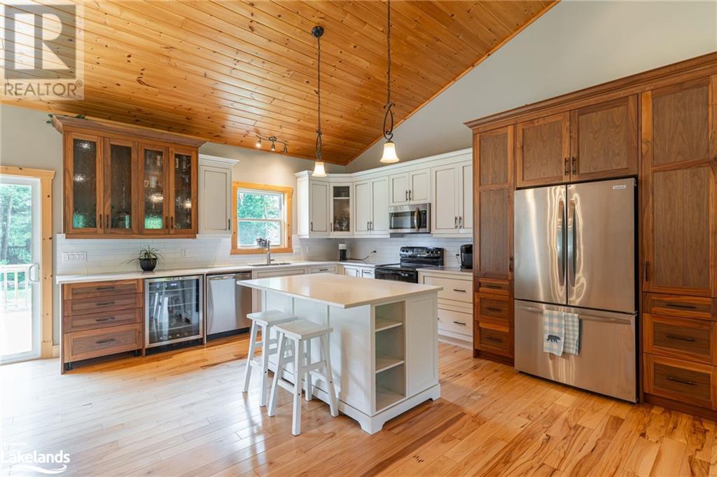 2538 Gelert Road, Haliburton, Ontario  K0M 2K0 - Photo 15 - 40634796
