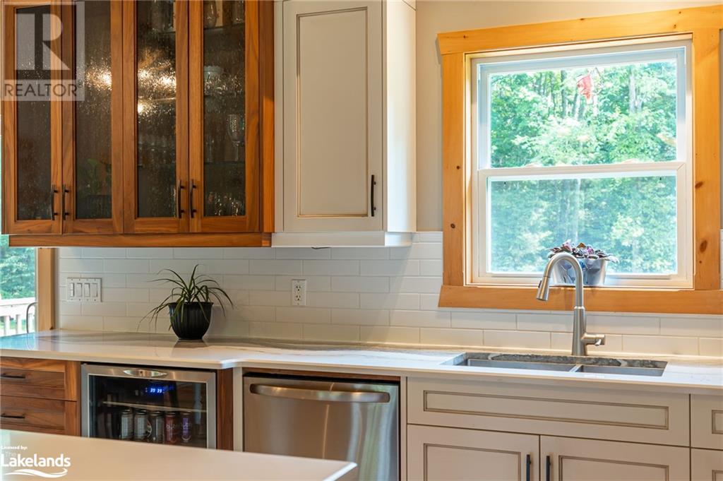 2538 Gelert Road, Haliburton, Ontario  K0M 2K0 - Photo 18 - 40634796