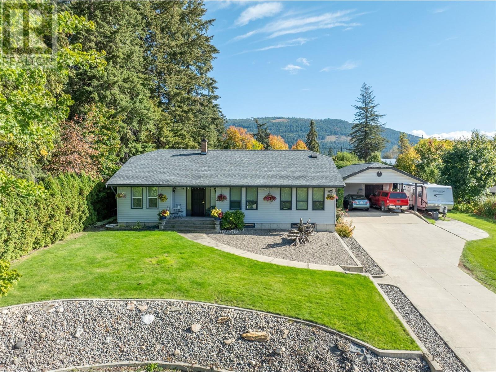 3380 28 Street, Salmon Arm, British Columbia