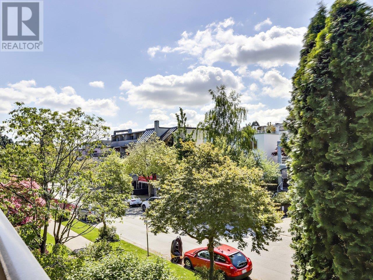 Listing Picture 23 of 25 : 307 2255 YORK AVENUE, Vancouver / 溫哥華 - 魯藝地產 Yvonne Lu Group - MLS Medallion Club Member