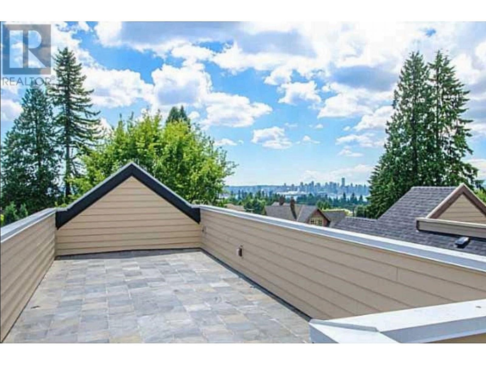 314 W 26th Street, North Vancouver, British Columbia  V7N 2G6 - Photo 29 - R2934994