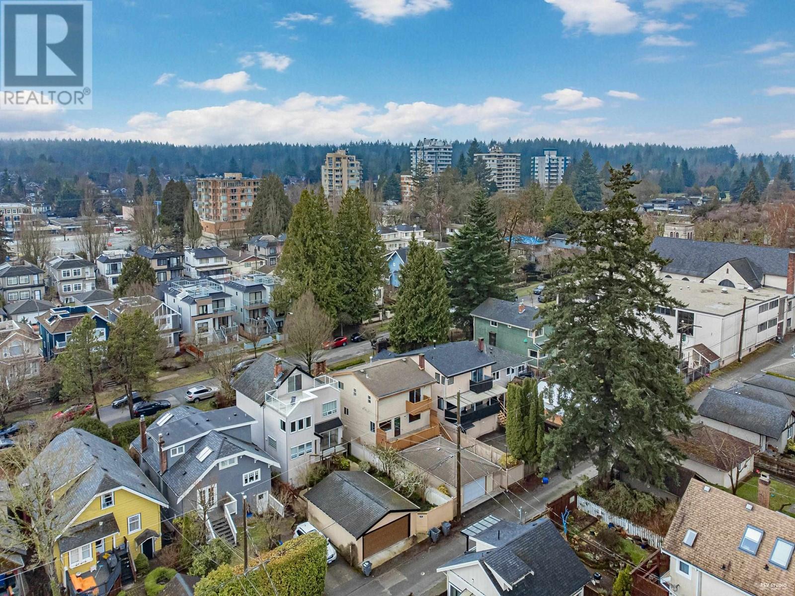 Listing Picture 39 of 40 : 4553 W 8TH AVENUE, Vancouver / 溫哥華 - 魯藝地產 Yvonne Lu Group - MLS Medallion Club Member